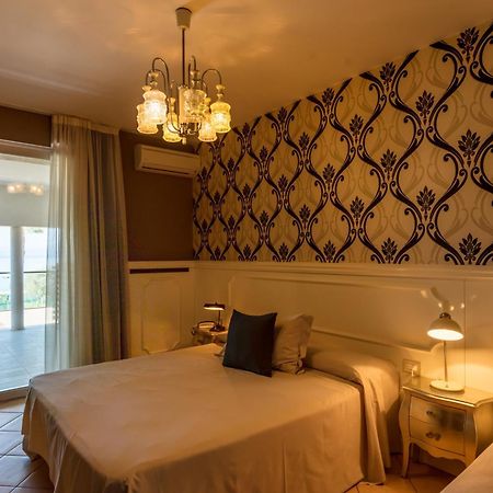 Hotel Maximilian Μπαρντολίνο Δωμάτιο φωτογραφία